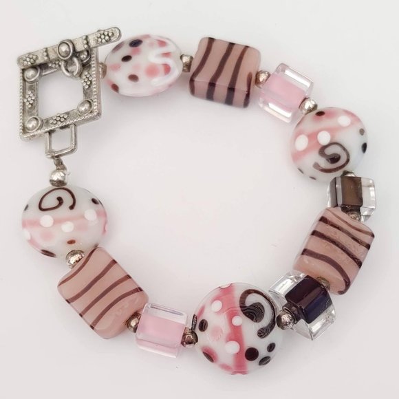 Jewelry - Pink and brown glass toggle close bracelet